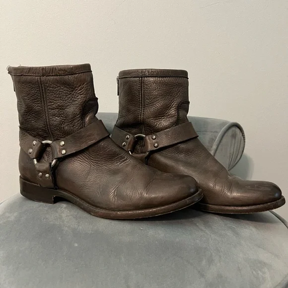 COPY - FRYE SHORT LEATHER BOOTS - Picture 3 of 7